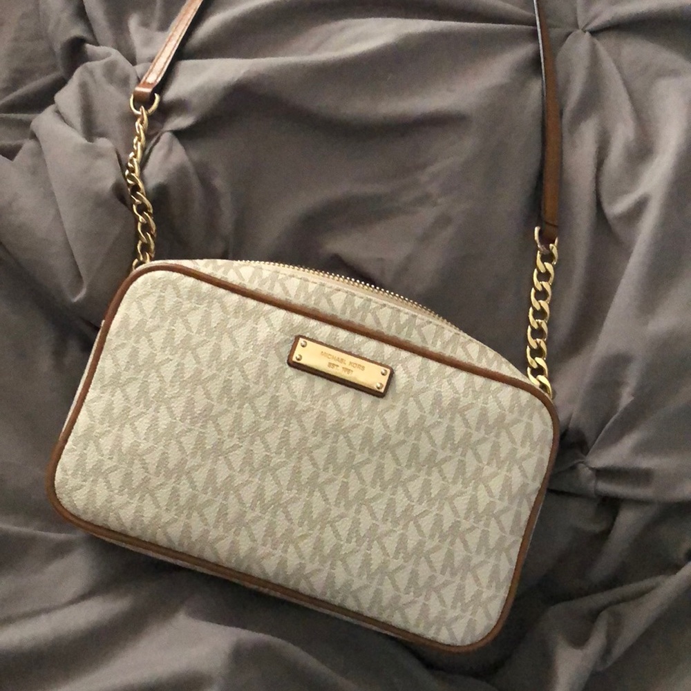 micheal kors east west bag brown and white
